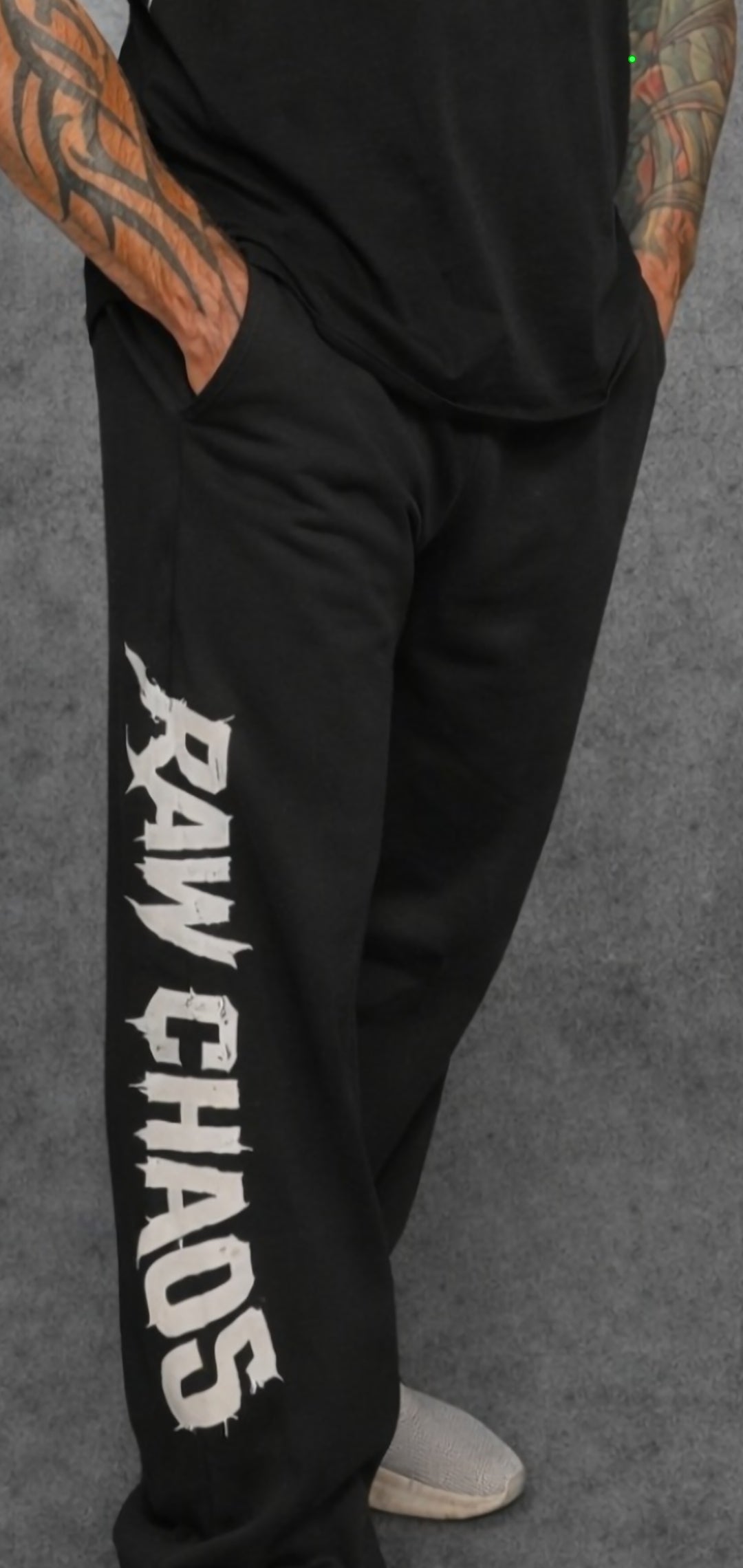 Wide leg pants!  Vamp logo!cotton blend.